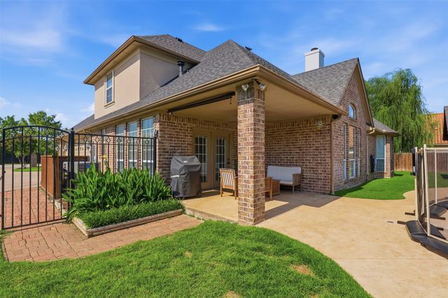 109 Palomino, Shady Shores, TX 76208