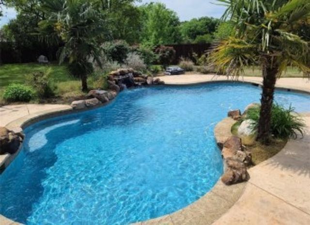 109 Palomino, Shady Shores, TX 76208