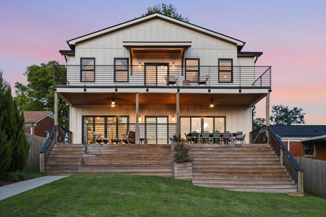 518 S 10th St, Nashville, TN 37206