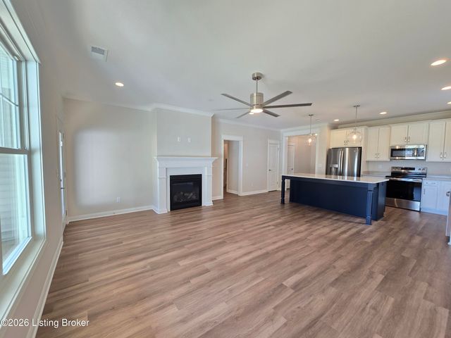 4413 Lochridge Pkwy, Louisville, KY 40299