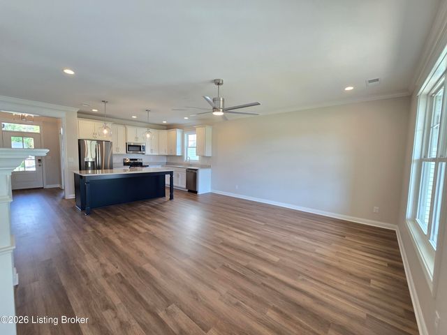 4413 Lochridge Pkwy, Louisville, KY 40299