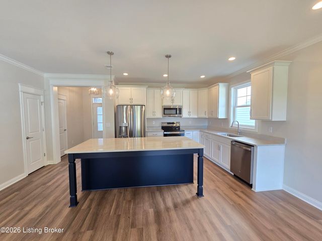 4413 Lochridge Pkwy, Louisville, KY 40299