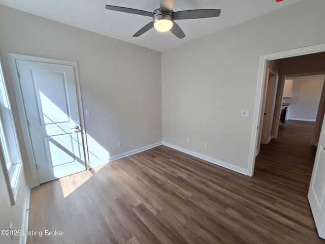 4413 Lochridge Pkwy, Louisville, KY 40299