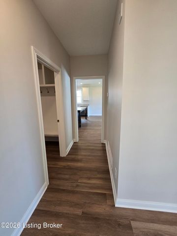 4413 Lochridge Pkwy, Louisville, KY 40299