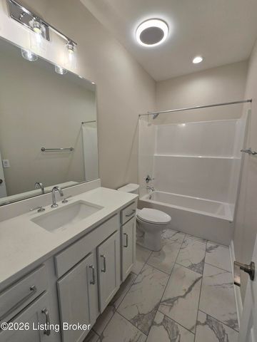 4413 Lochridge Pkwy, Louisville, KY 40299