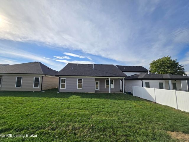 4413 Lochridge Pkwy, Louisville, KY 40299