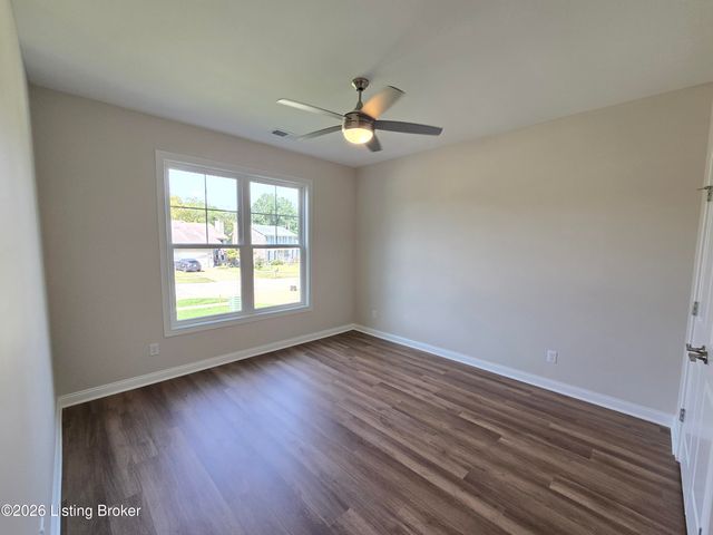 4413 Lochridge Pkwy, Louisville, KY 40299