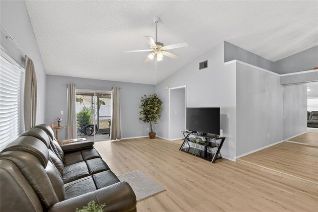 11005 KENBROOK DRIVE, Riverview, FL 33578