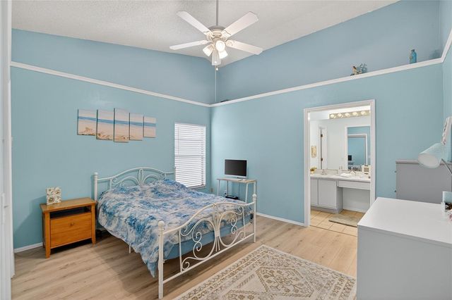 11005 KENBROOK DRIVE, Riverview, FL 33578