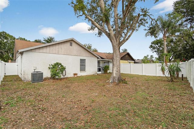 11005 KENBROOK DRIVE, Riverview, FL 33578