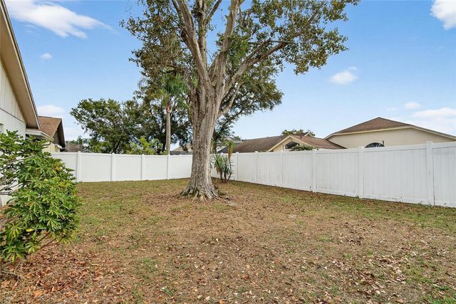 11005 KENBROOK DRIVE, Riverview, FL 33578