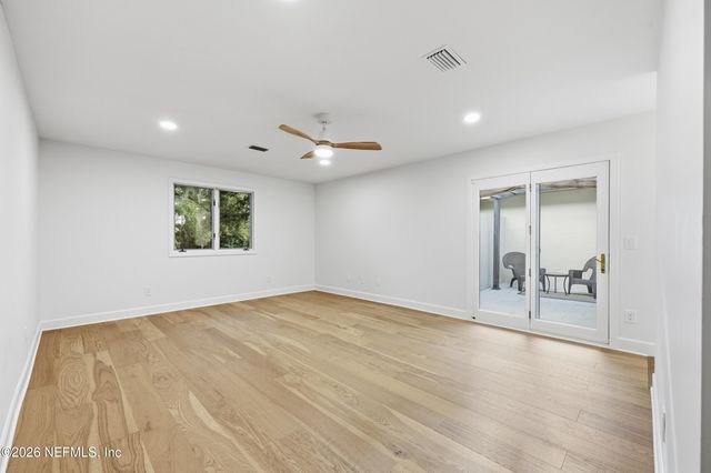 10126 W COURTYARDS Place, Jacksonville, FL 32256