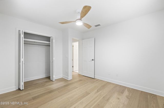 10126 W COURTYARDS Place, Jacksonville, FL 32256