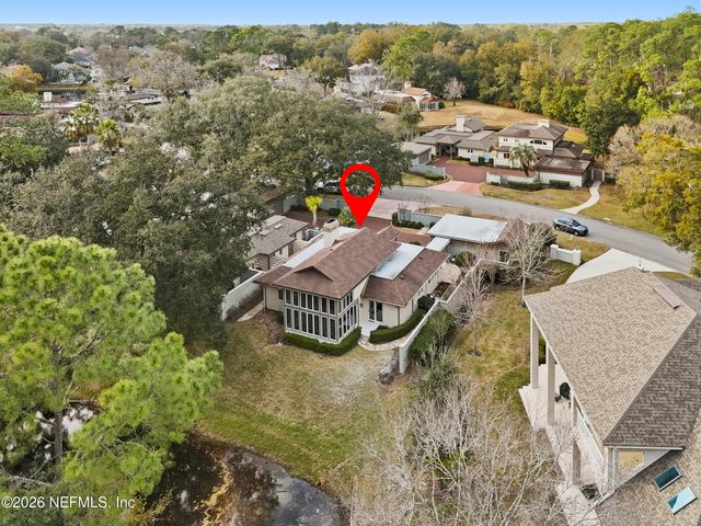 10126 W COURTYARDS Place, Jacksonville, FL 32256