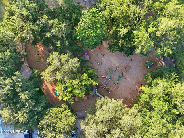 10126 W COURTYARDS Place, Jacksonville, FL 32256