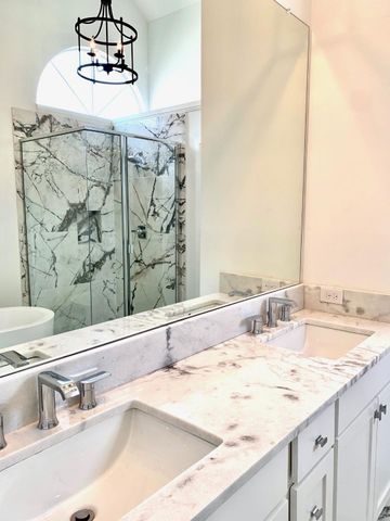 9418 Blue Jay Way, Irving, TX 75063