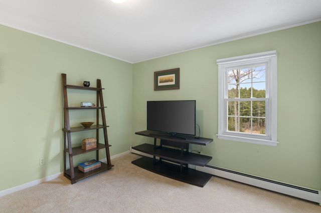 143 Hillwinds Road, Brattleboro, VT 05301