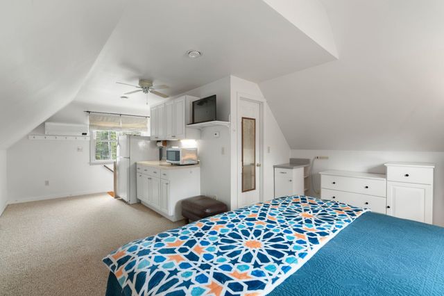 143 Hillwinds Road, Brattleboro, VT 05301