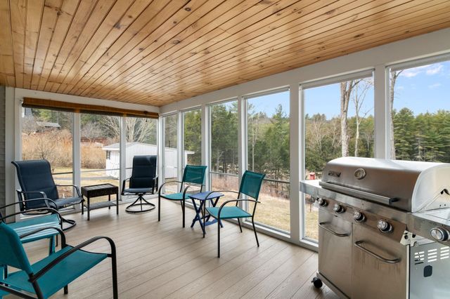 143 Hillwinds Road, Brattleboro, VT 05301