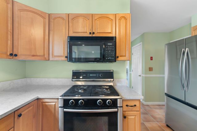 143 Hillwinds Road, Brattleboro, VT 05301