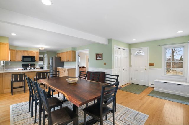 143 Hillwinds Road, Brattleboro, VT 05301