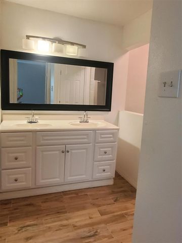 1514 Zora Street, Houston, TX 77055