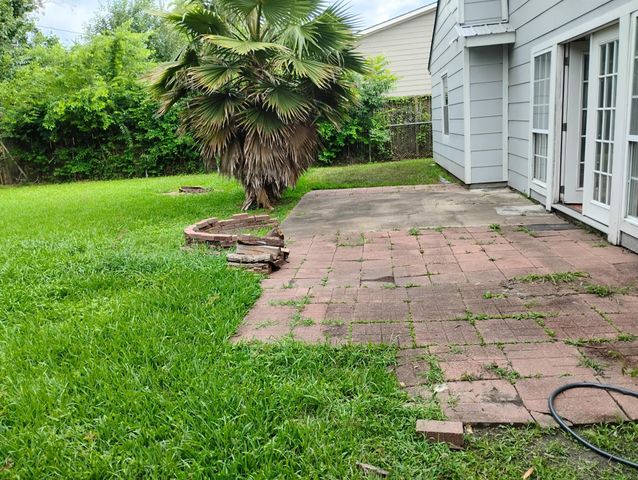 1514 Zora Street, Houston, TX 77055