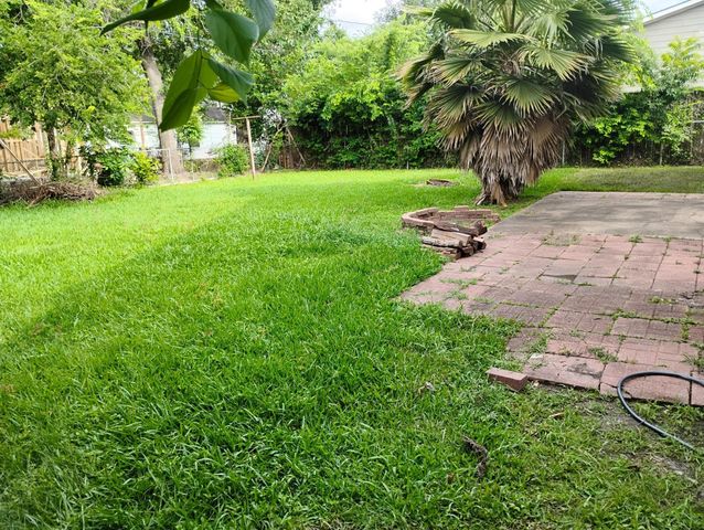 1514 Zora Street, Houston, TX 77055