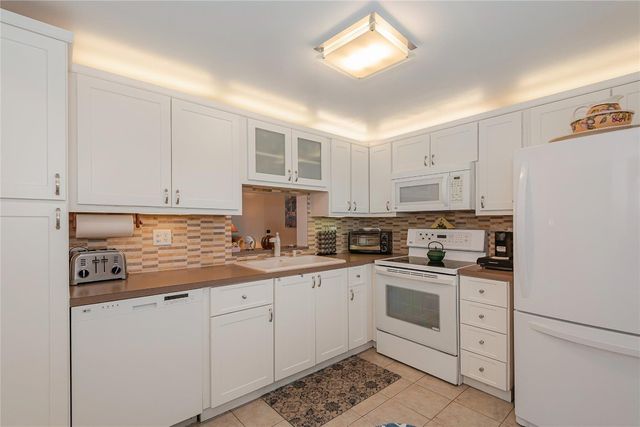 200 SE 5th Avenue 505, Dania Beach, FL 33004