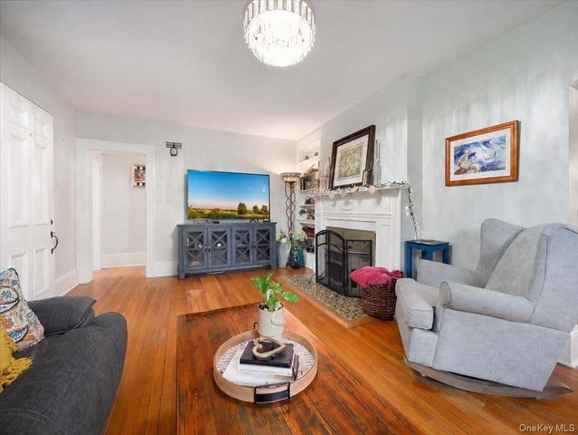 11 Viohl Way, Garnerville, NY 10923