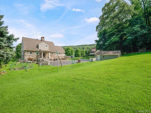 11 Viohl Way, Garnerville, NY 10923