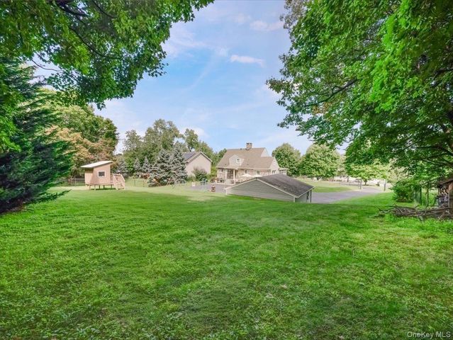 11 Viohl Way, Garnerville, NY 10923