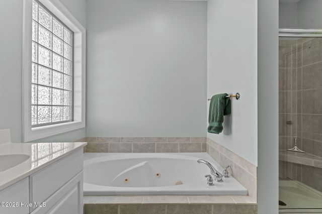 7114 Saybrook Drive, Wilmington, NC 28405