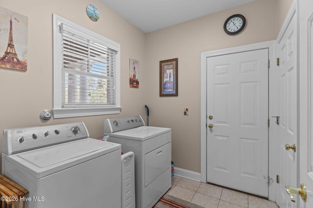 7114 Saybrook Drive, Wilmington, NC 28405