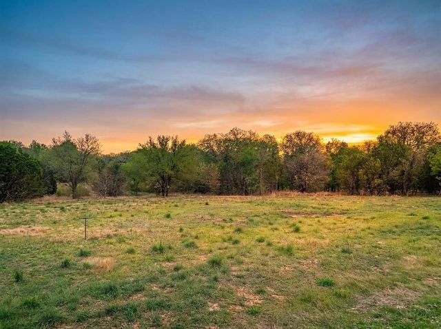 1039 Creek Crossing Road, Nemo, TX 76070