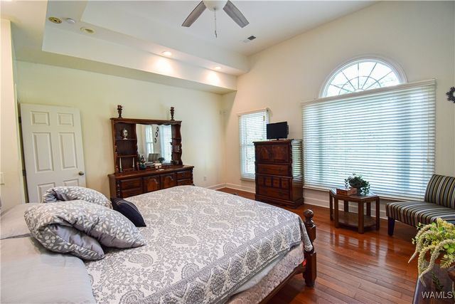 6905 Clements Foley Rd, Northport, AL 35473