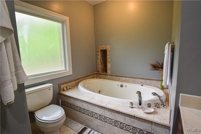 6905 Clements Foley Rd, Northport, AL 35473