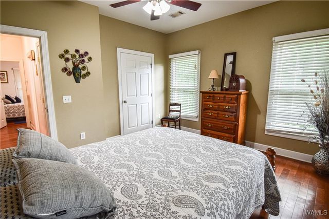 6905 Clements Foley Rd, Northport, AL 35473