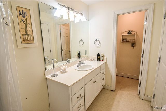 6905 Clements Foley Rd, Northport, AL 35473