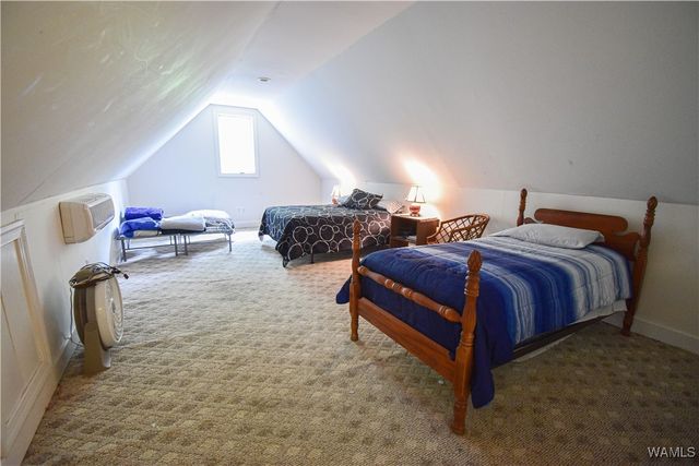 6905 Clements Foley Rd, Northport, AL 35473