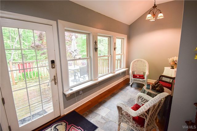 6905 Clements Foley Rd, Northport, AL 35473