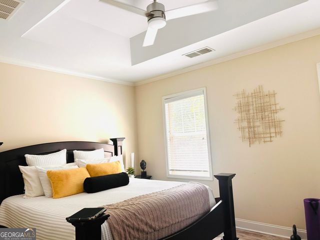 1873 Sterling Oaks Circle NE, Brookhaven, GA 30319