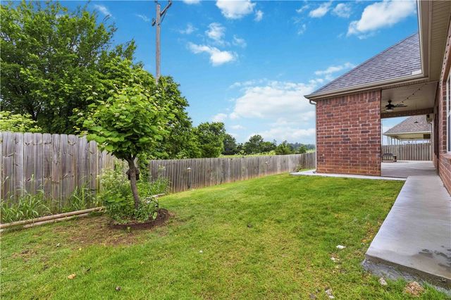 1261 Hope Street, Centerton, AR 72719
