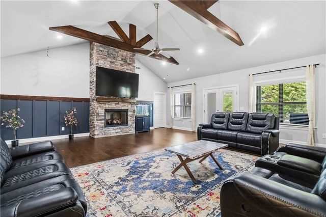 1261 Hope Street, Centerton, AR 72719