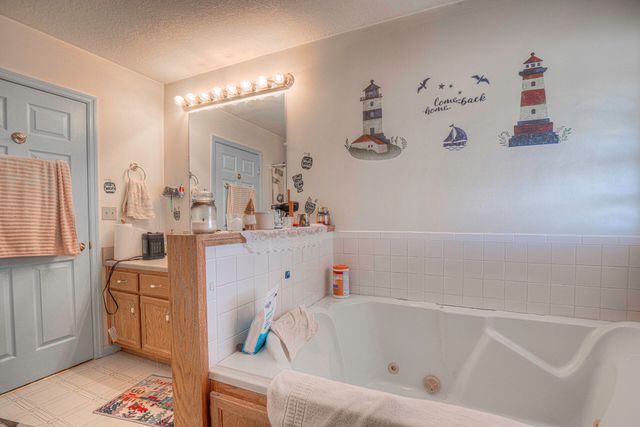 80 Ivey Road, Trenton, GA 30752