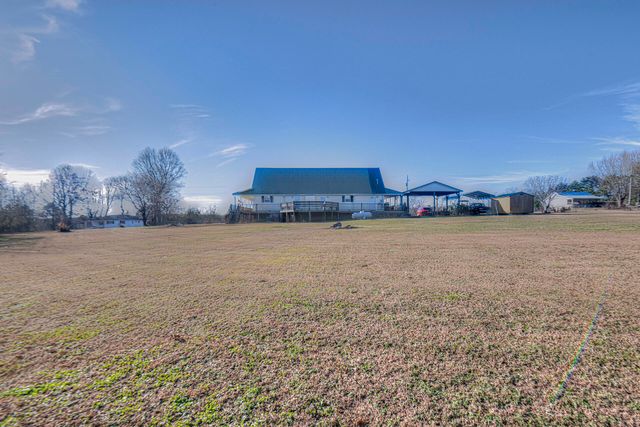 80 Ivey Road, Trenton, GA 30752