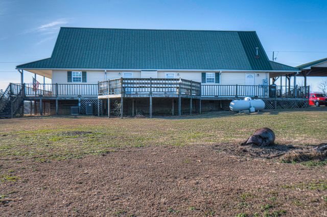 80 Ivey Road, Trenton, GA 30752