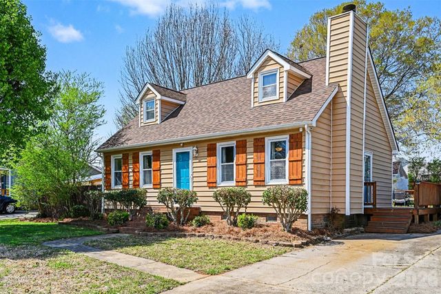 3408 Farm Lake Drive, Concord, NC 28027