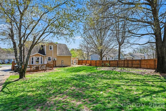 3408 Farm Lake Drive, Concord, NC 28027