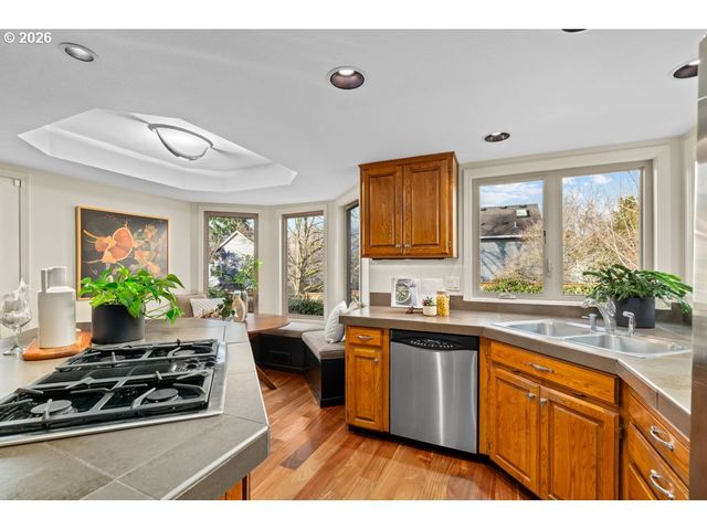 5581 Sw JOSHUA St, Tualatin, OR 97062